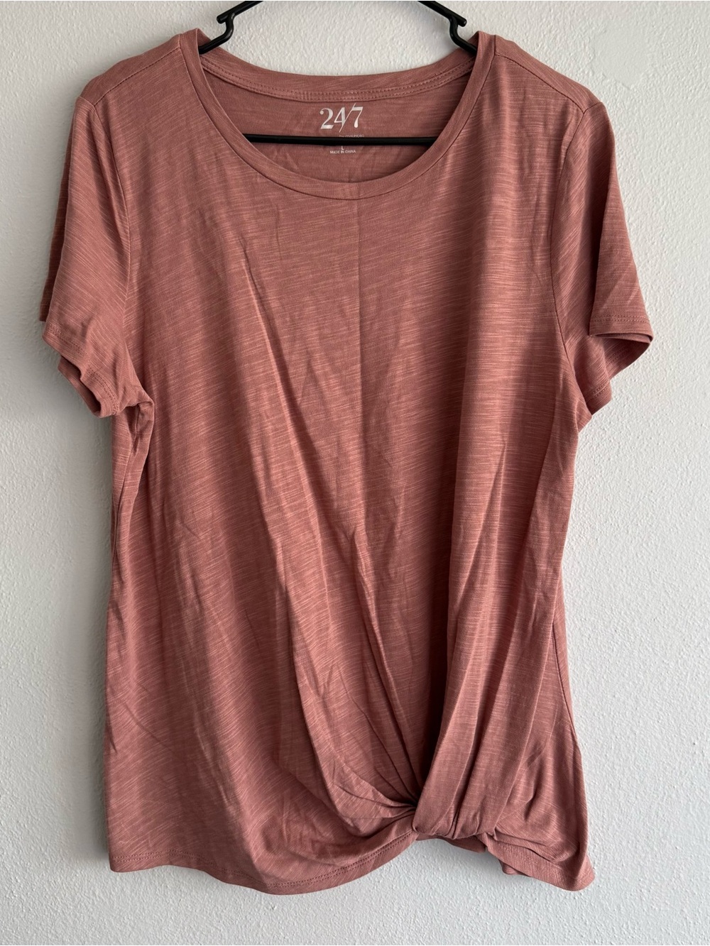 24/7 by Maurices Women’s Dusty Rose Twist-Front Short Sleeve Top - Size Large